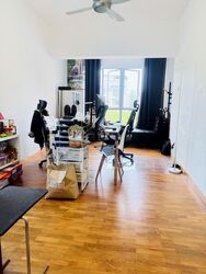 Straits Gardens (D27), Terrace #540533351